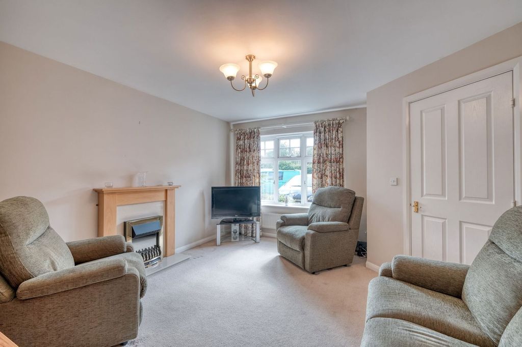 Property photo 2 of 15