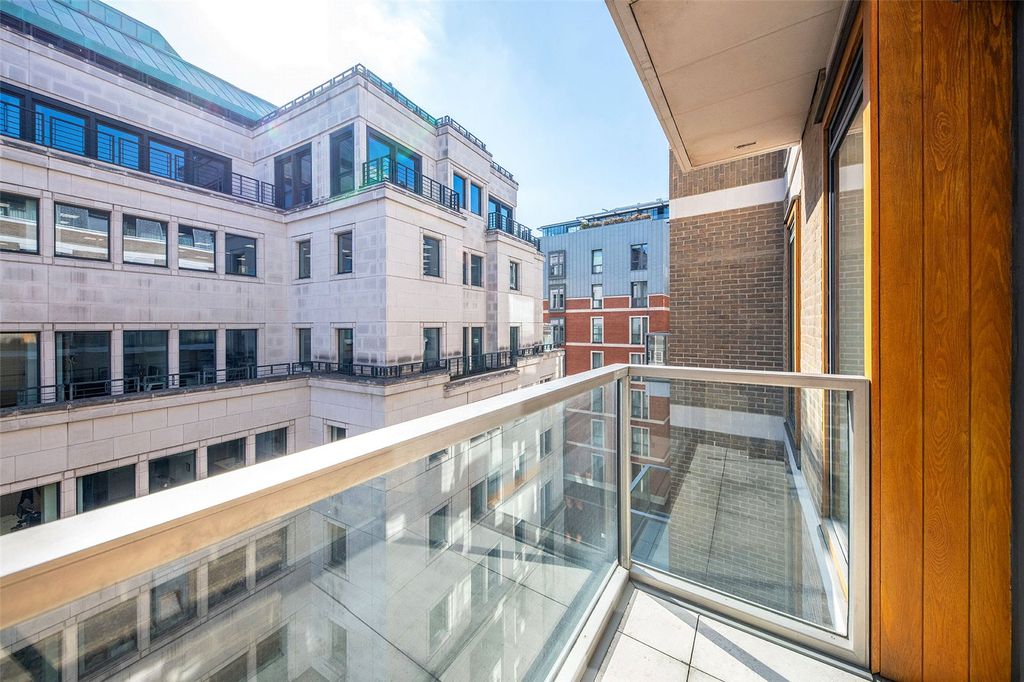 Property photo 2 of 11 Balcony