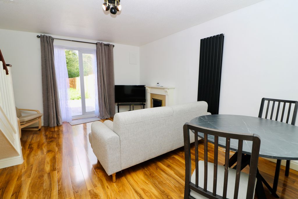 Property photo 2 of 13