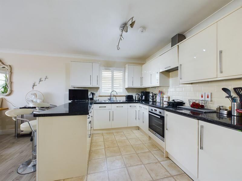 Property photo 1 of 3