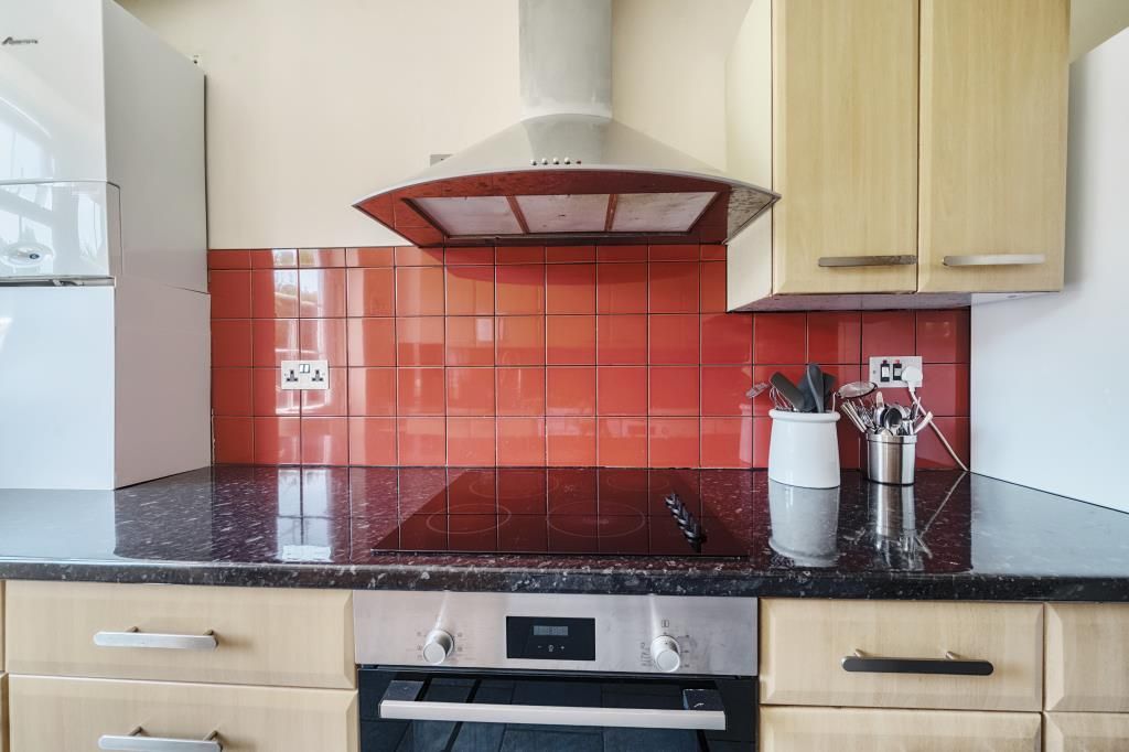 Property photo 3 of 22 Kitchen