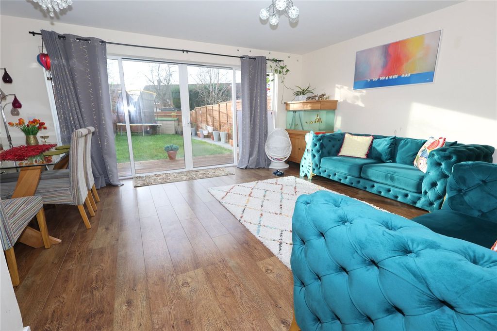 Property photo 2 of 12 Picture No. 08