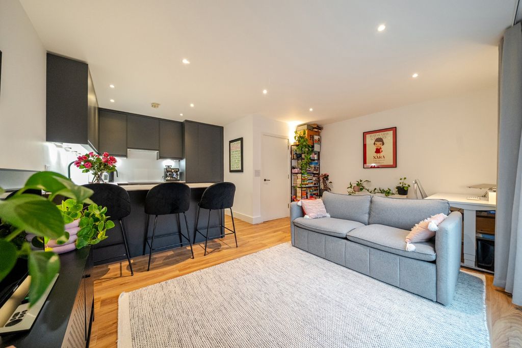 Property photo 3 of 19 Picture No. 08