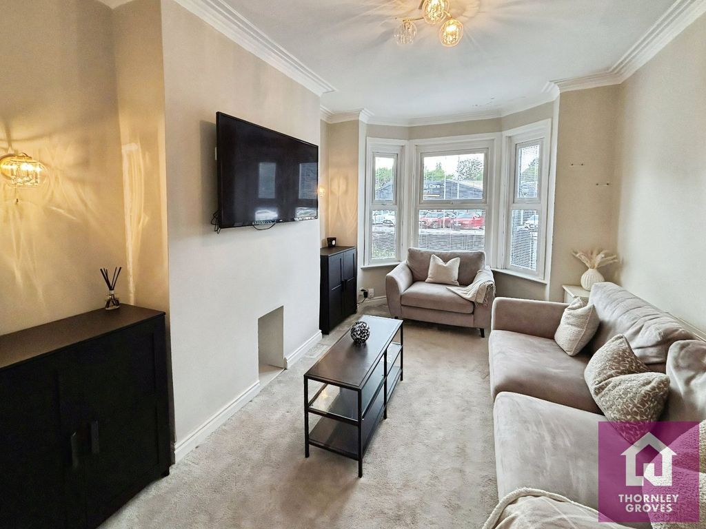 Property photo 2 of 13 Picture No. 12