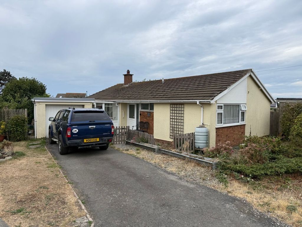 Property photo 1 of 24