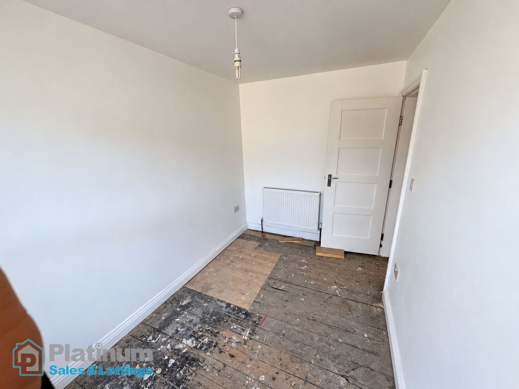 Property photo 3 of 10 Photo 1