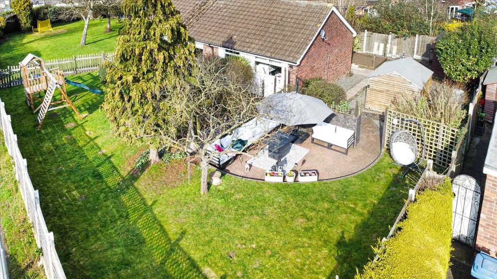 Property photo 3 of 31