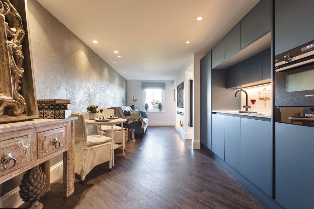 Property photo 1 of 22