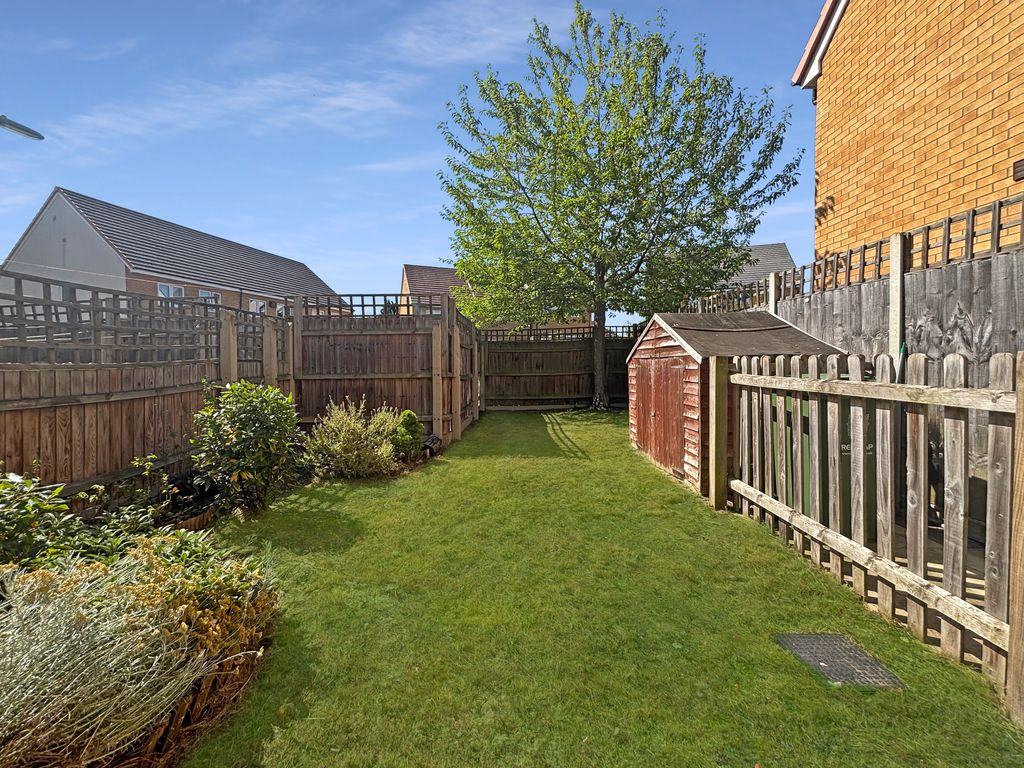 Property photo 2 of 20 4ba7E7c90A82F8Beb0De5064Cceca31A4Ef8242d