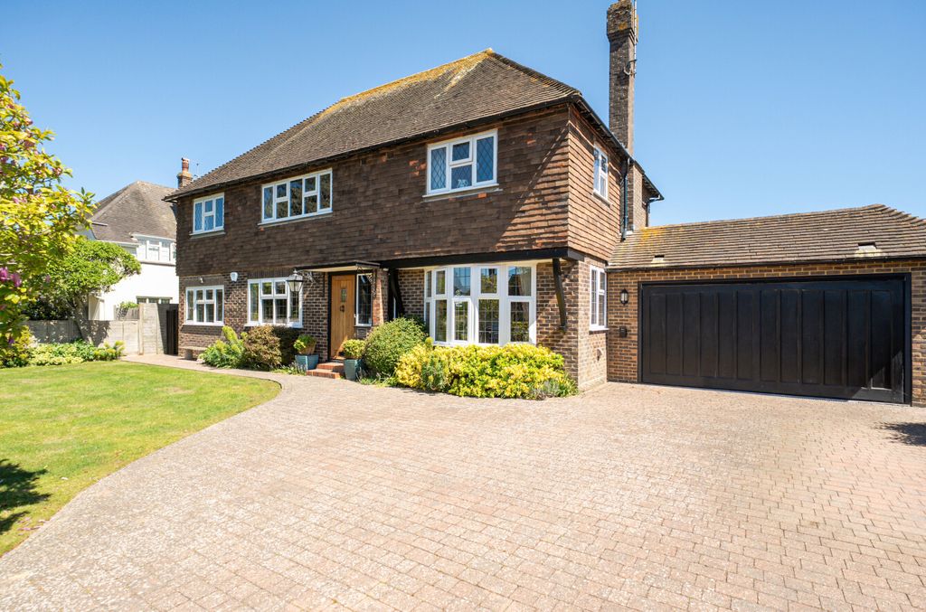 Property photo 1 of 17 1454173-25-69F35A...