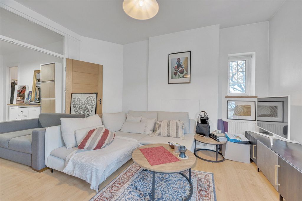 Property photo 1 of 7 Picture No. 25