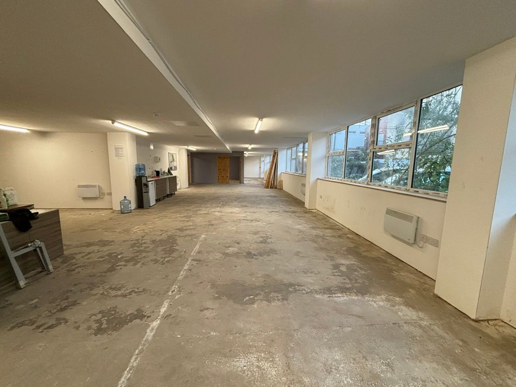 Property photo 2 of 7 Photo 2
