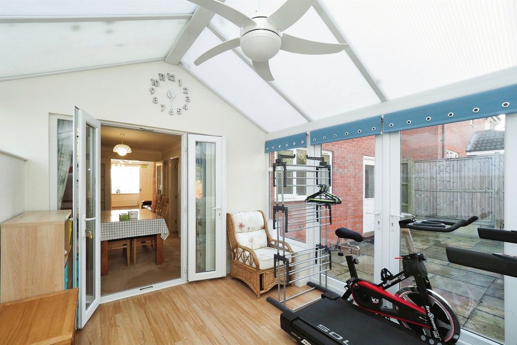 Additional image 6 of 6 bed detached house for saleHaymeadow Close, Loughborough LE11