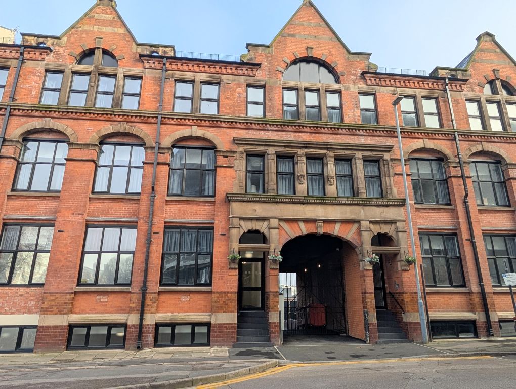 Property photo 1 of 6