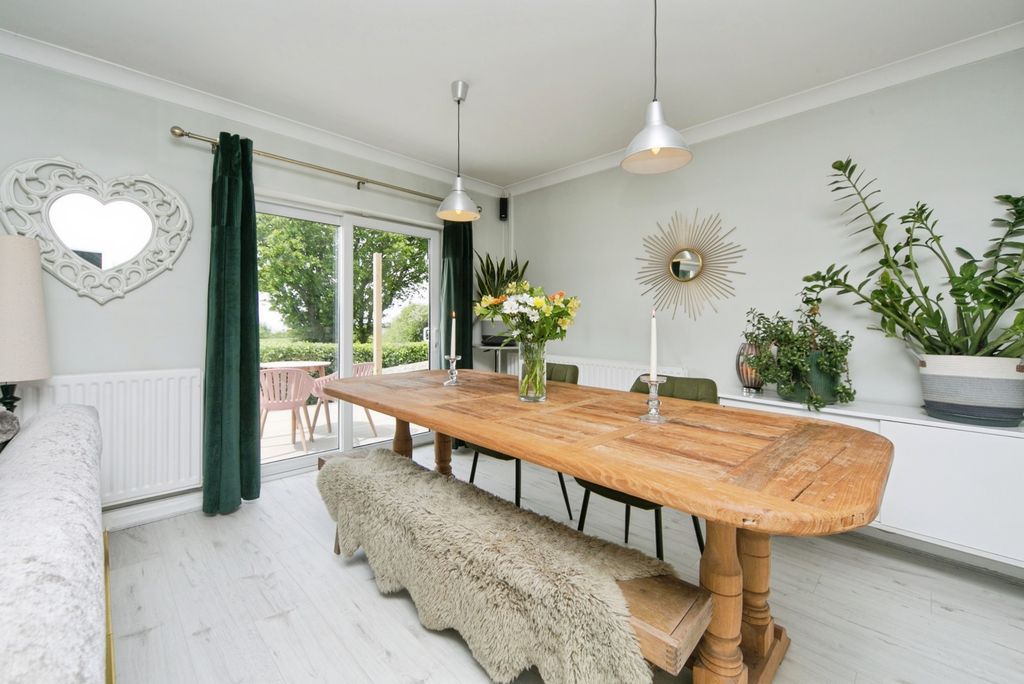 Additional image 3 of 4 bed detached house for saleFfordd Triban, Colwyn Bay, Conwy LL28