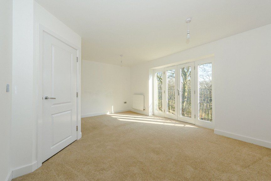 Property photo 3 of 14 Photo 4