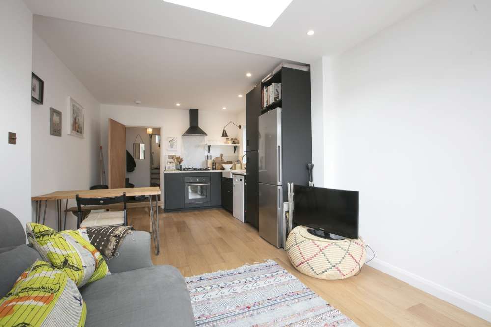Property photo 3 of 18