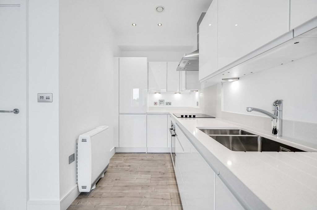 Property photo 2 of 12 Kfh_Flat_18_St_Andre