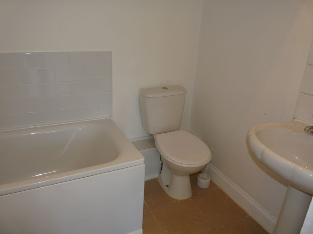 Property photo 3 of 3 Bathroom