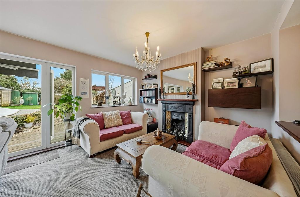 Additional image 11 of 4 bed detached bungalow for saleHeathview Avenue, Crayford, Dartford DA1