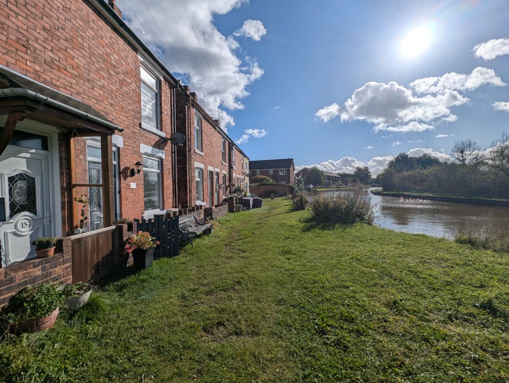 Property photo 2 of 14