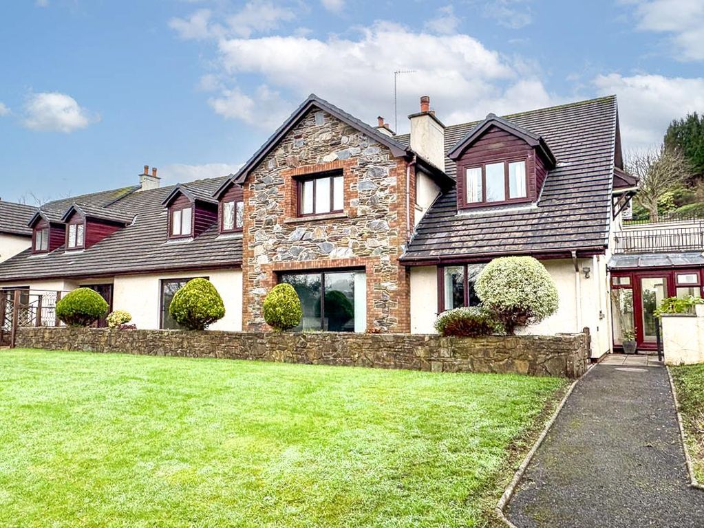 Property photo 1 of 19 4 The Downs-2.Jpg