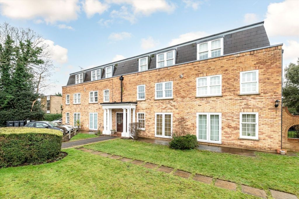 Property photo 1 of 5