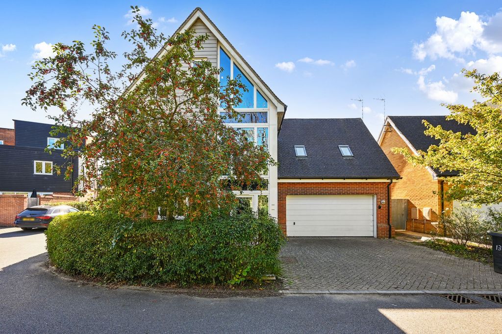 Property photo 1 of 29