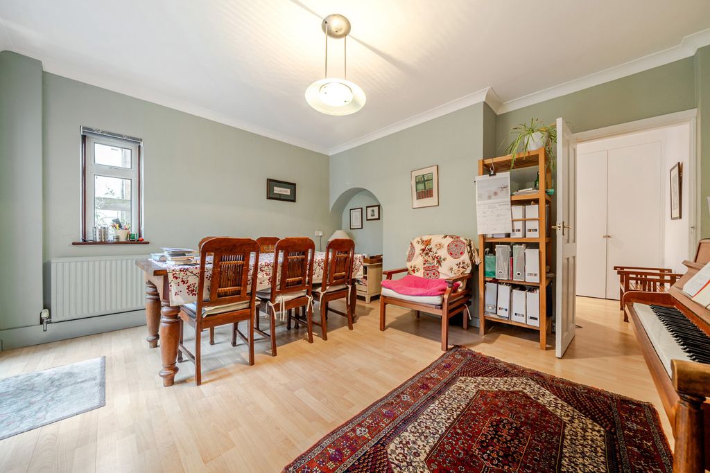 Property photo 1 of 23 1387403-9-6941468...