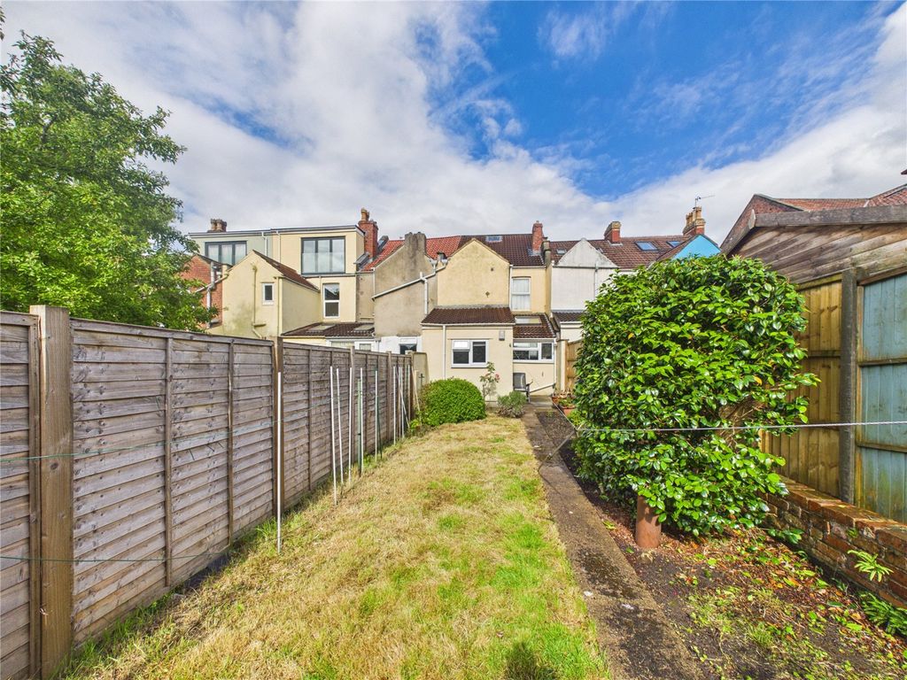 Property photo 1 of 10 Picture No. 20