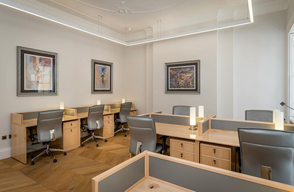 Property photo 3 of 7 Robert St Floor 29.Jpg