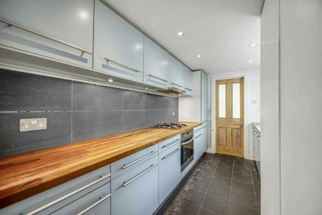 Property photo 1 of 6