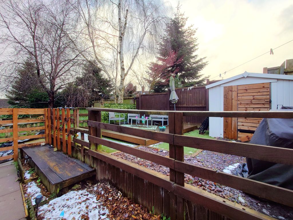 Property photo 2 of 26