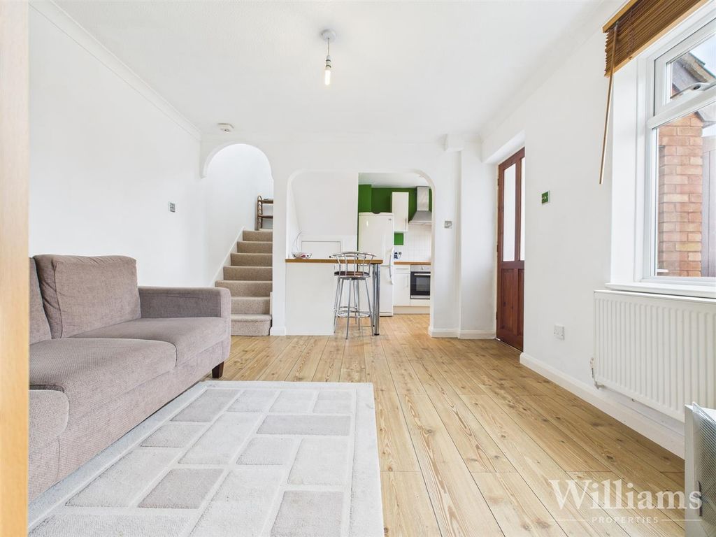 Property photo 2 of 9 Cam04950G0-Pr0071-Still003.Jpg