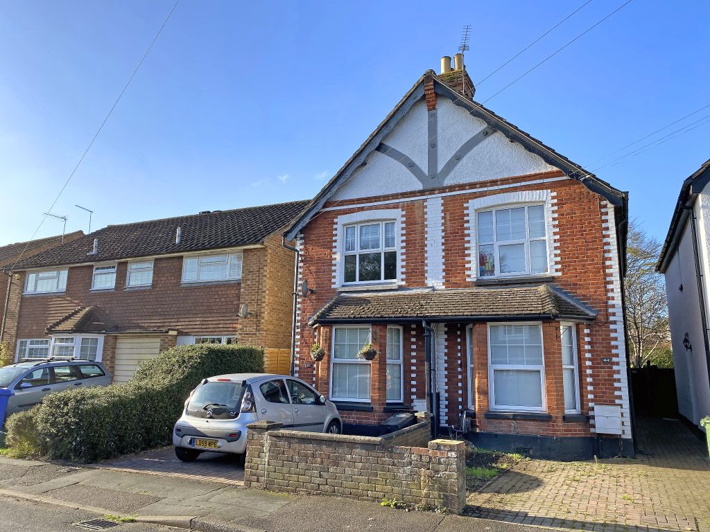 Property photo 1 of 11