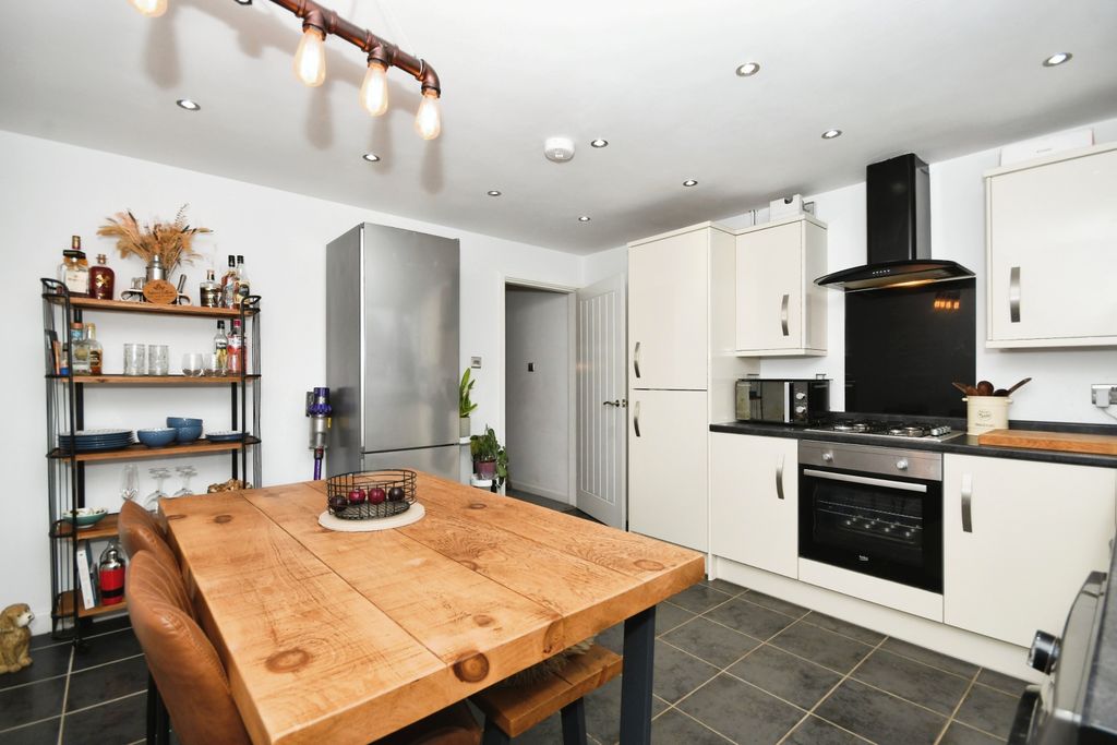 Property photo 2 of 16 Photography