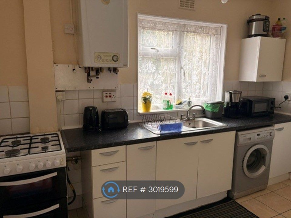 Property photo 3 of 5 Kitchen With Appliances