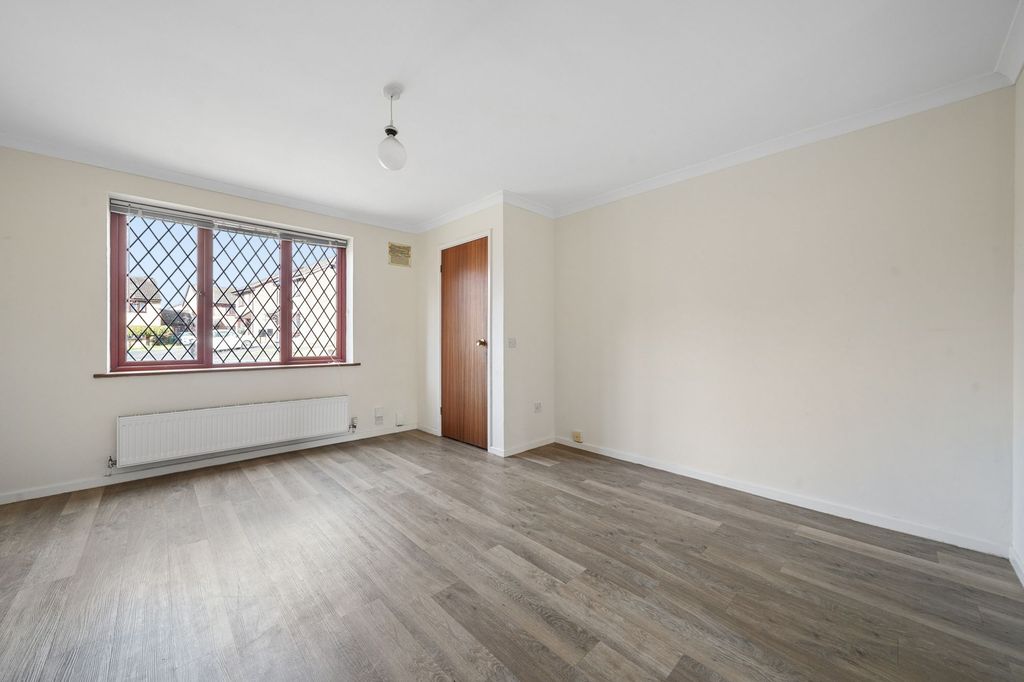Property photo 3 of 22