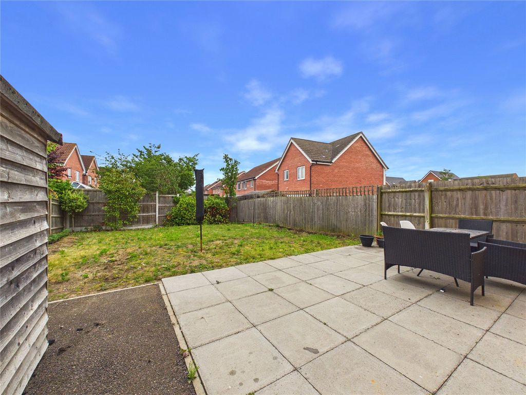 Property photo 2 of 21 Picture No. 17