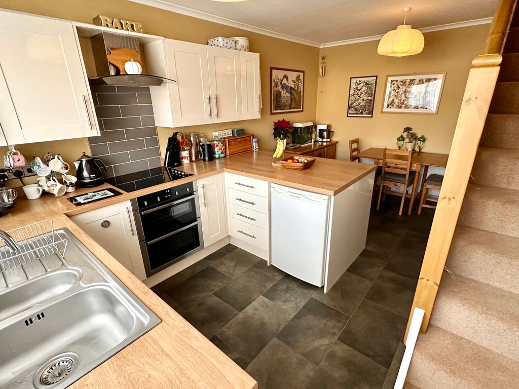 Property photo 2 of 47 Tiverton, Seddons