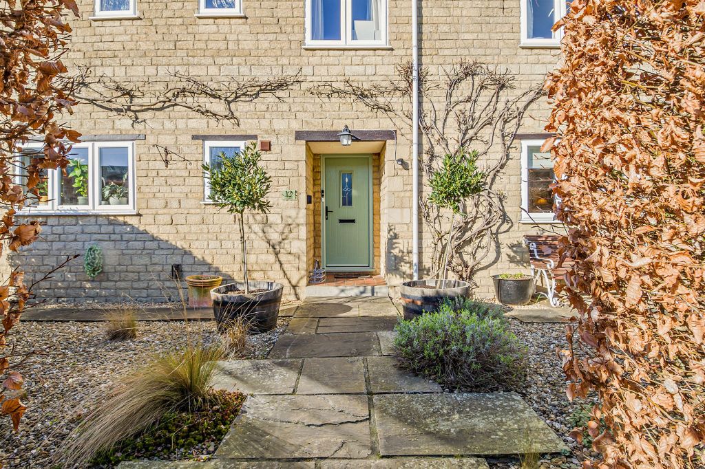 Property photo 3 of 14