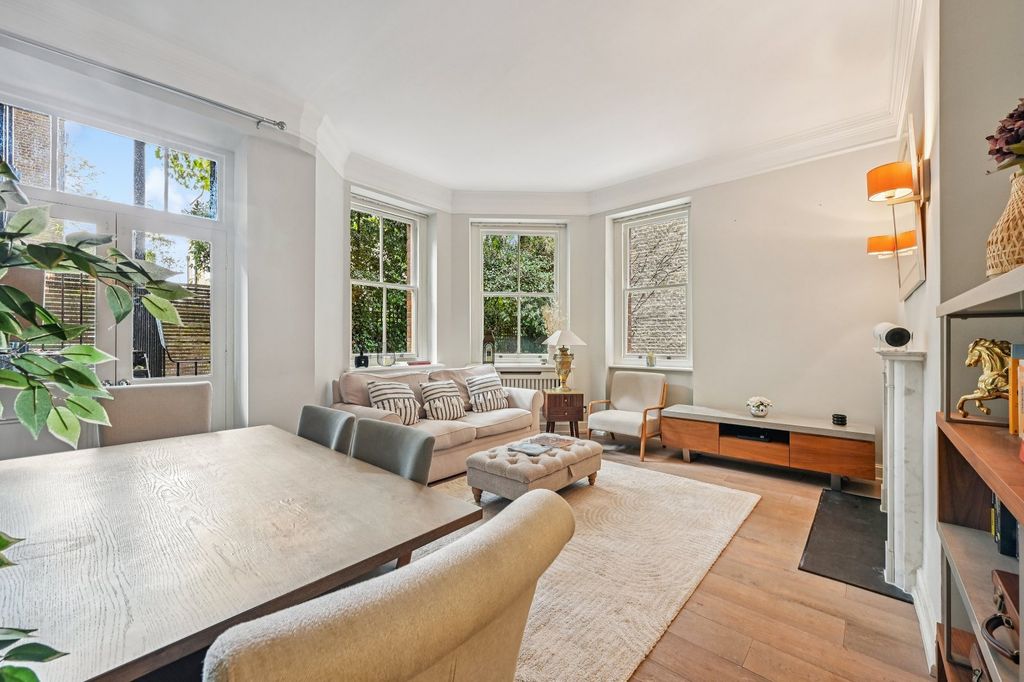 Property photo 1 of 14 Picture No. 04