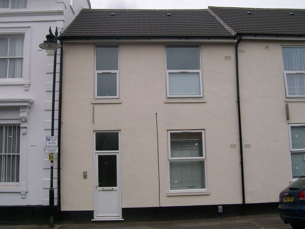 Property photo 1 of 4