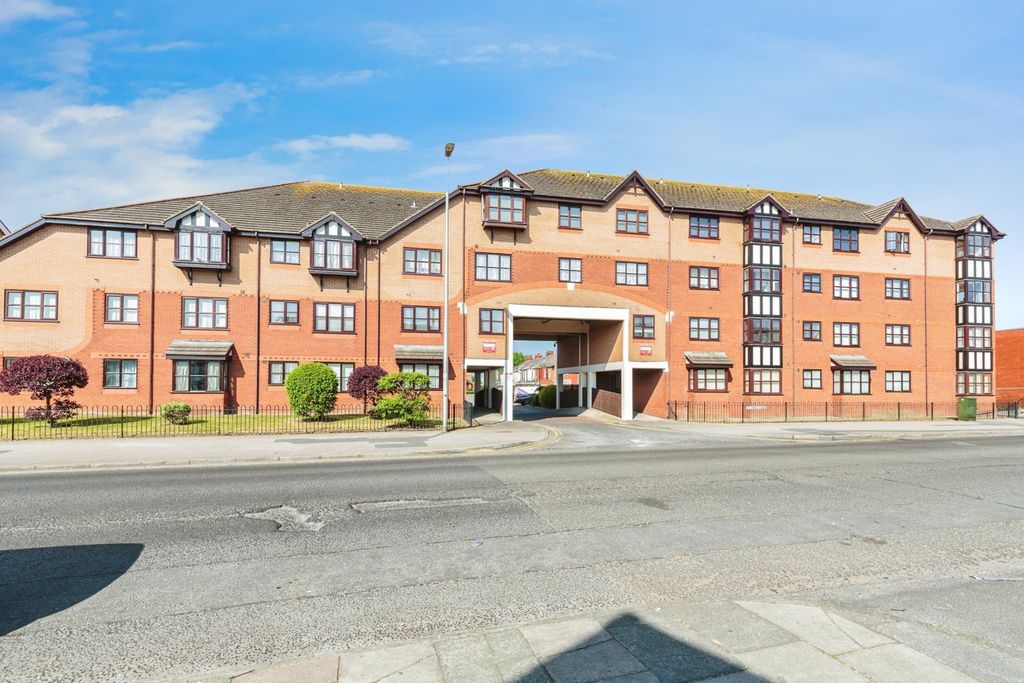 Property photo 2 of 13 Photo