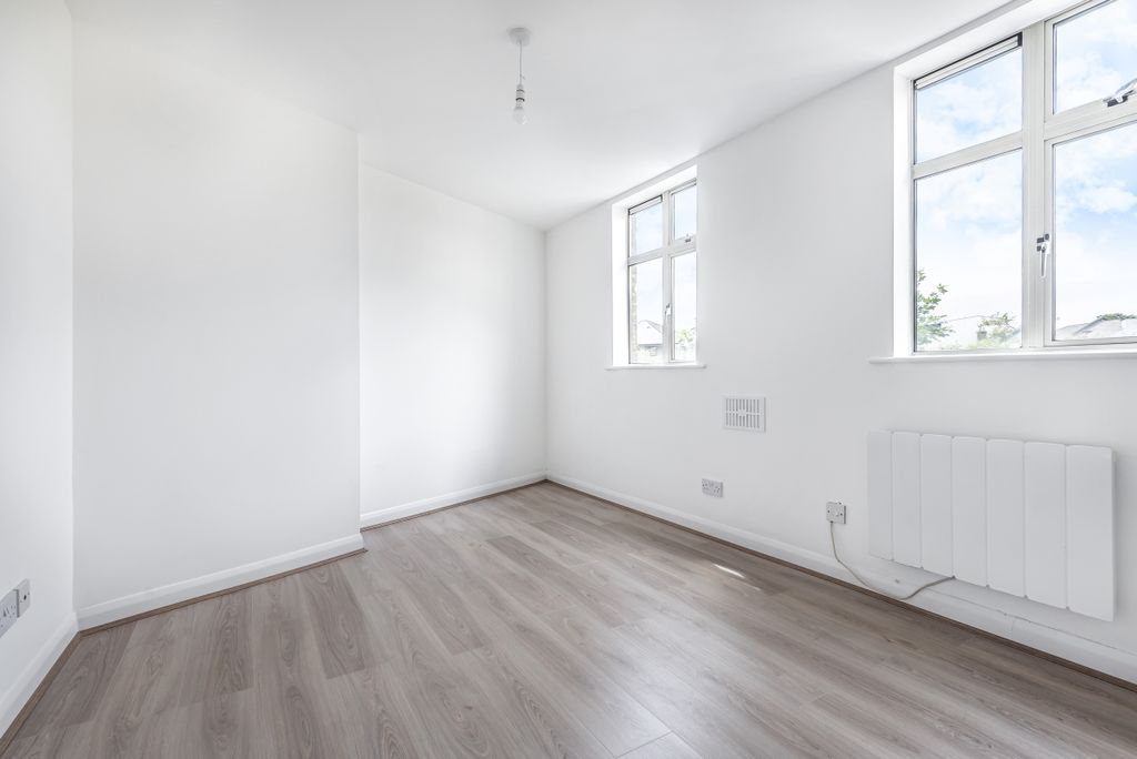 Property photo 2 of 7 488100 (1)