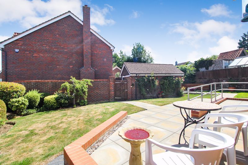 Property photo 2 of 20 Rear Garden