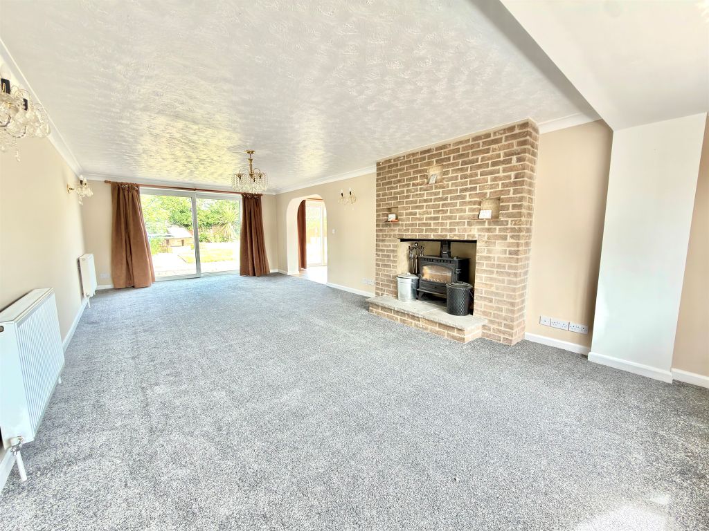 Property photo 2 of 29