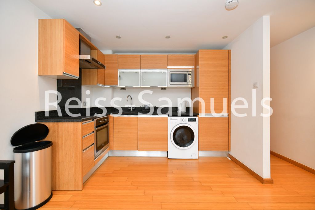 Property photo 3 of 20