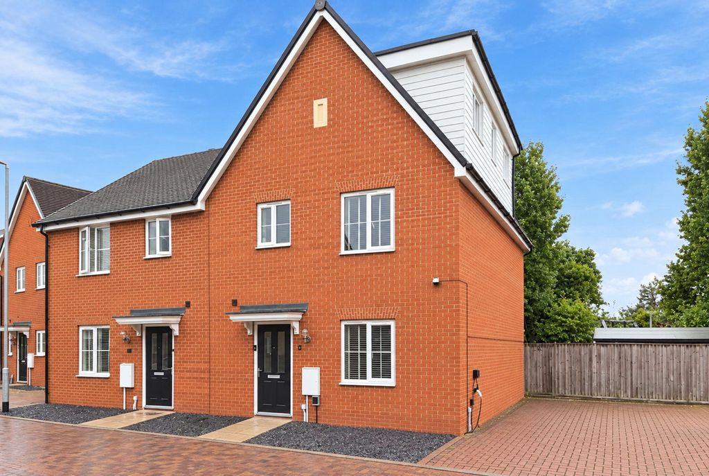 Property photo 1 of 34