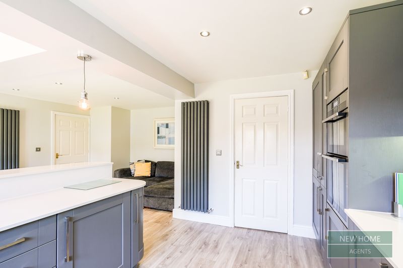 Property photo 3 of 36 Photo 8